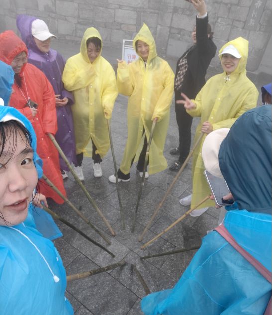 長沙太空金路橋材料有限公司,雙鋼輪壓路機(jī),福格勒瀝青攤鋪機(jī),AC系列,AF系列,SBS系列